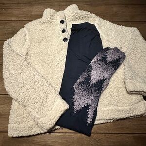 Bearpaw Womens Size Small 2 Piece Snowy Trees Fleece Sleepwear Set